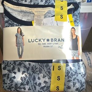 Lucky Brand 4 piece Women’s PJ set. Size small, floral, NWT